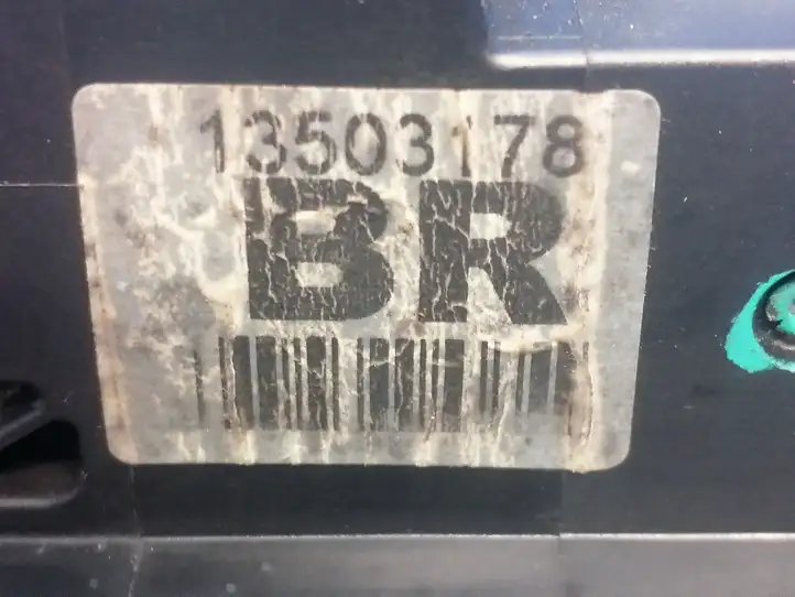 Opel Insignia A (2008 - 2017)  13503178 Замок задней двери