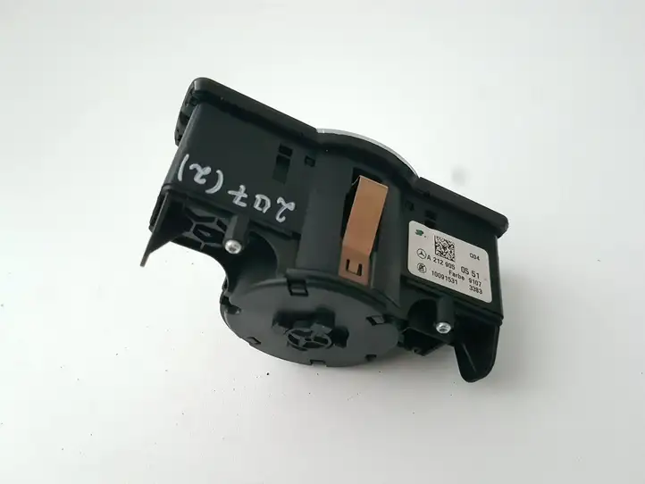 Mercedes-Benz E A207 (2010 - 2017) A2129050551 Включатель фонарей — фото 3