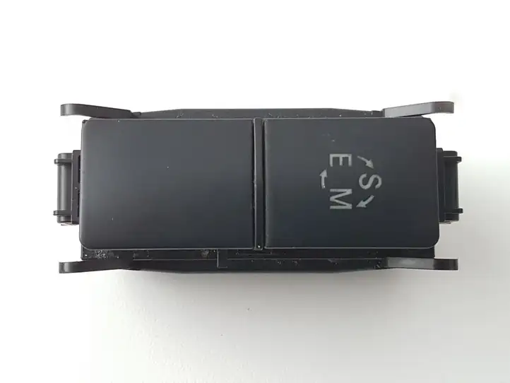 Mercedes-Benz E A207 (2010 - 2017) A2129051202 Другие включатели / ручки/ переключатели — фото 2