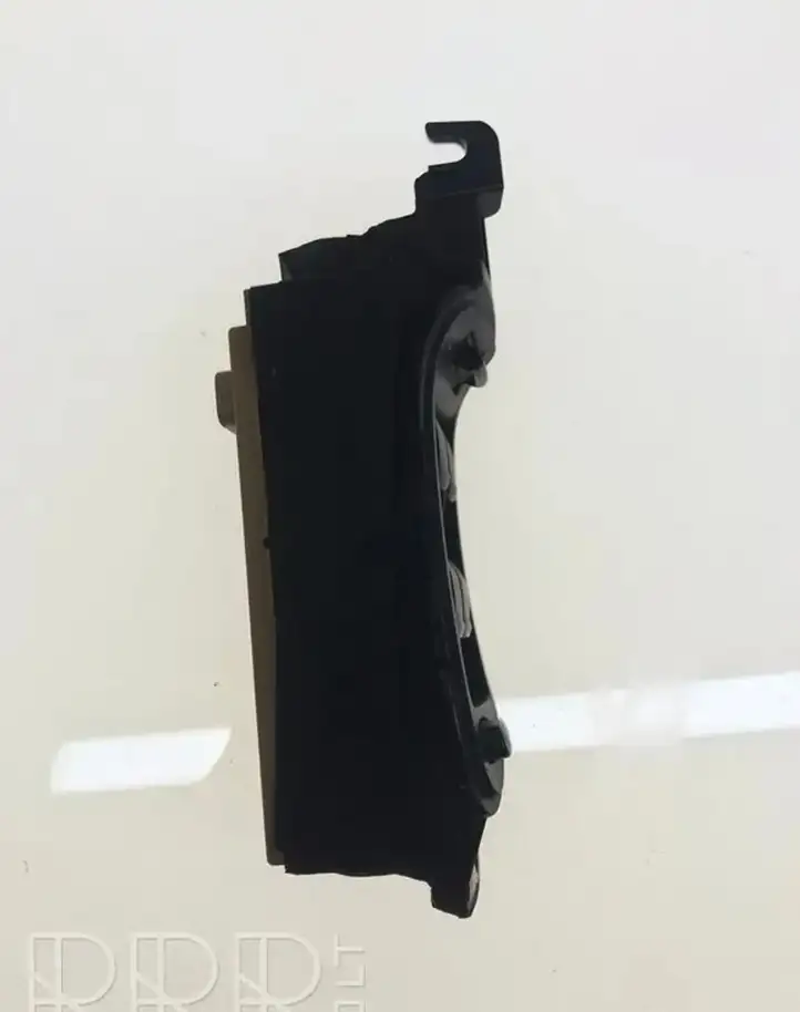 Subaru Outback (2007 - 2009) 83071AG05A Кнопка стеклоподъемников — фото 3