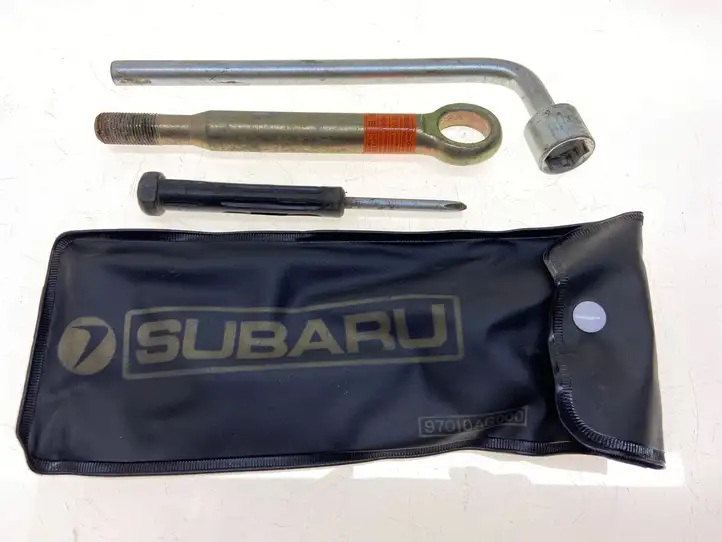 Subaru Outback (2003 - 2007) 97010AG000 Комплект инструментов — фото 1