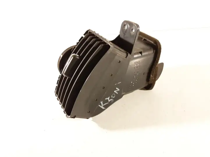 Toyota Corolla Verso AR10 (2004 - 2009) 5565064010 Боковой воздушный дефлектор — фото 3