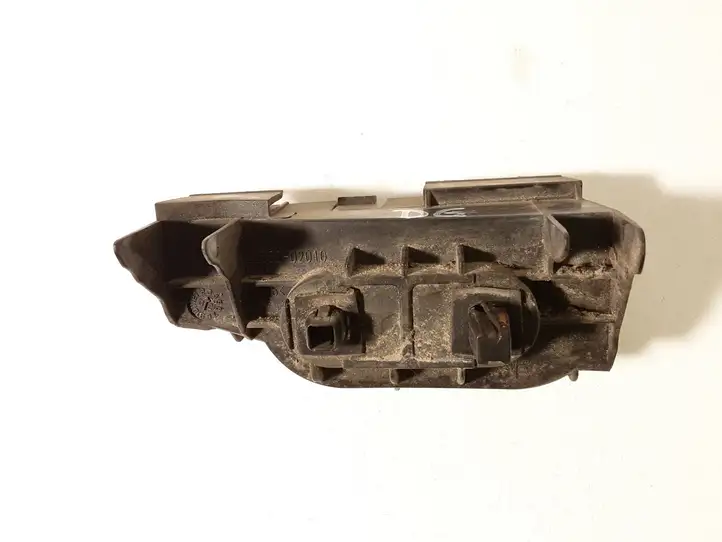 Toyota Corolla E120 E130 (2000 - 2004) 5256202010 Кронштейн заднего бампера — фото 4