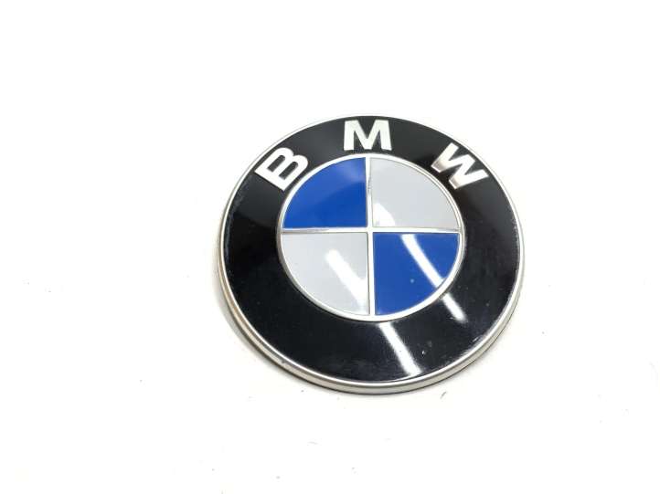 8219237 BMW 4 F32 F33 Gamintojo ženkliukas