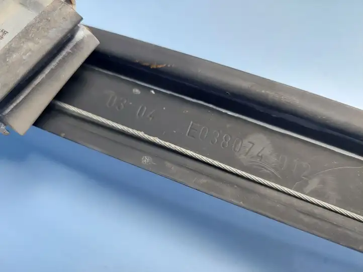 Volkswagen Golf V (2003 - 2009)  E038074012 Механизм для электрического подъема окон передней двери (без двигателя)