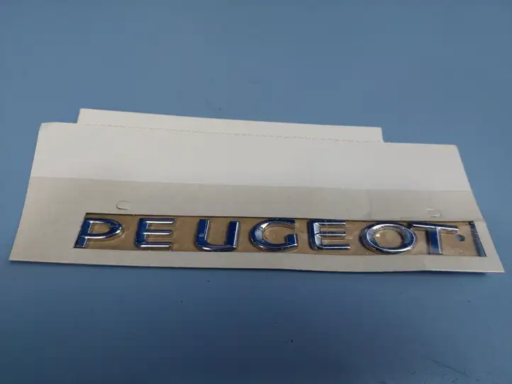 Peugeot 508 (2014 - 2018) 8666CX Эмблема производителя — фото 2