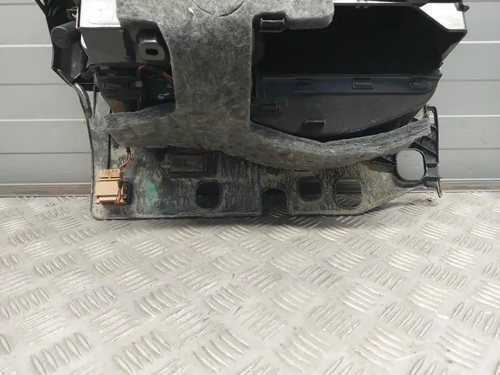 Audi A4 Allroad (2011 - 2016) 8K1857035C Бардачок в сборе — фото 5