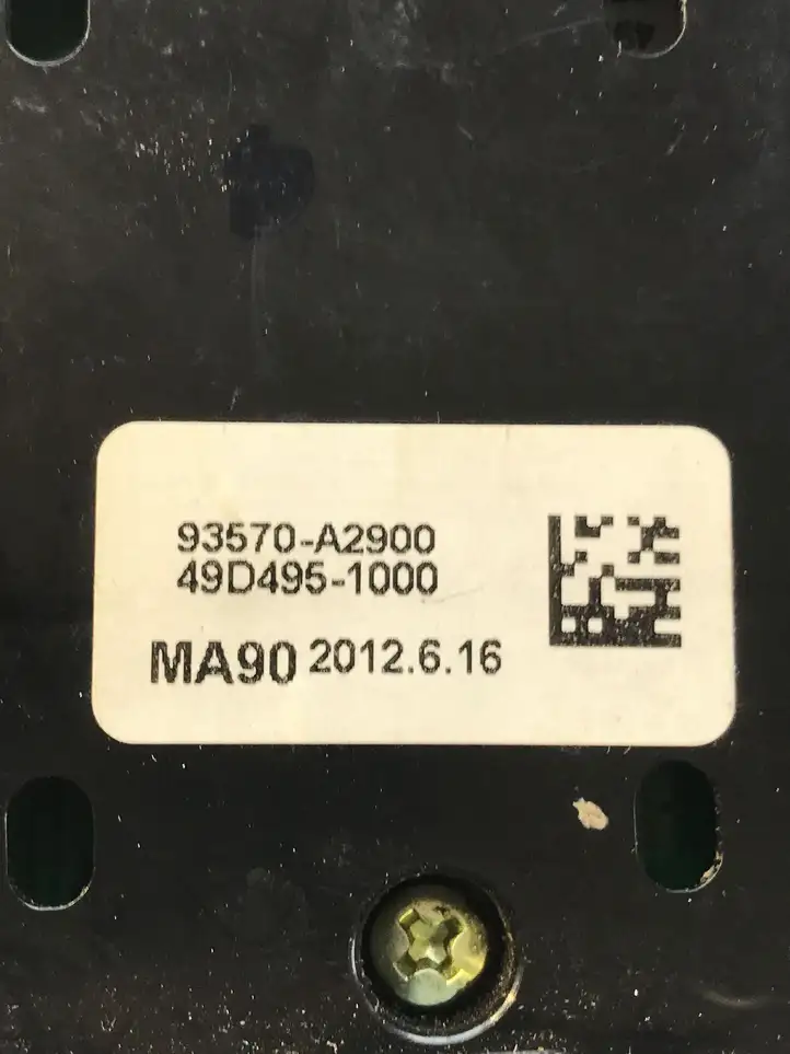 Kia Ceed (2012 - 2015) 93570A2900 Кнопка стеклоподъемников — фото 2