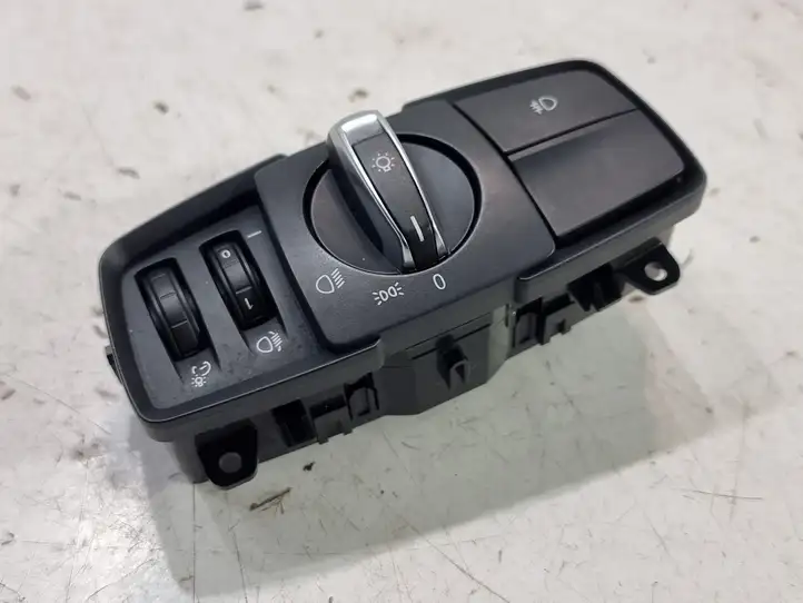 BMW 1 F20 F21 (2011 - 2019) 926530002 Включатель фонарей — фото 1