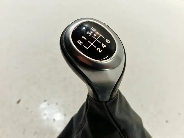 BMW 1 F20 F21 (2011 - 2019) 759601101 Ручка КПП — фото 2