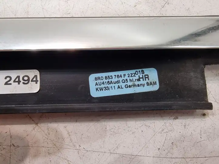 Audi Q5 SQ5 (2008 - 2012) 8R0853764F Накладка стекла задней двери — фото 3