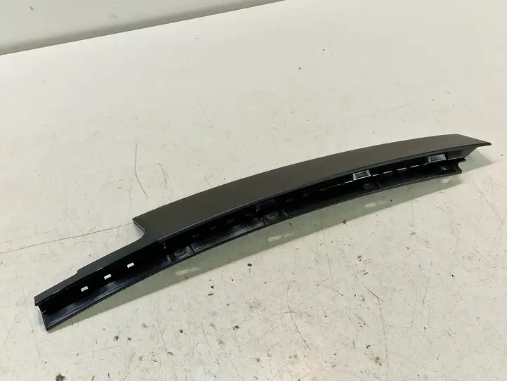 BMW 1 F20 F21 (2011 - 2019) 51357276963 Накладка стекла задней двери — фото 3