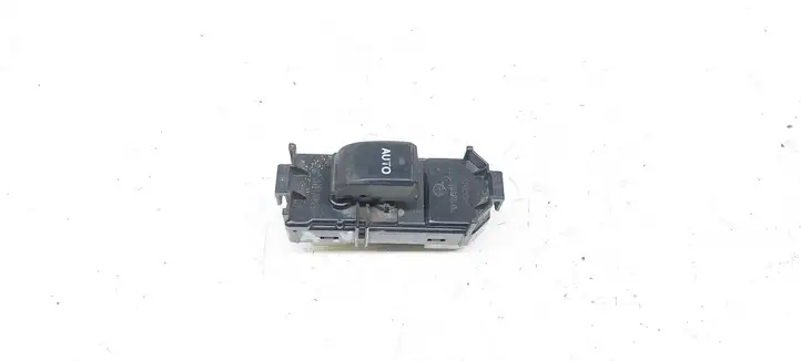 Toyota Avensis Verso (2001 - 2004) 8403044020 Блок кнопок стеклоподъемников — фото 1