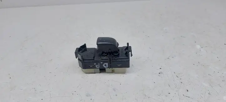 Toyota Avensis Verso (2001 - 2004) 8403044020 Блок кнопок стеклоподъемников — фото 3