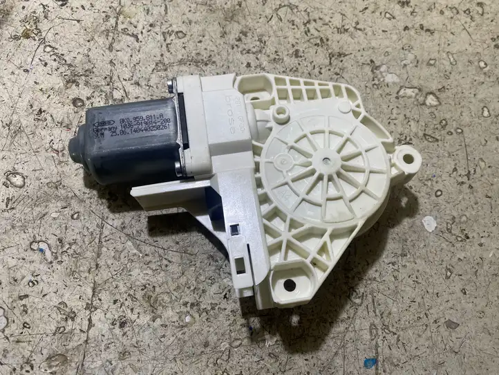 Audi A6 C7 (2011 - 2014) 8K0959811A Стеклоподъемник задней двери — фото 1