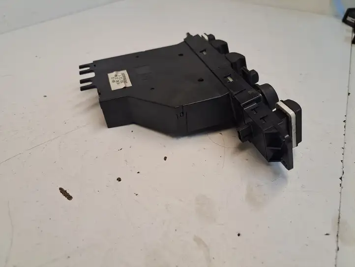 BMW X5 E53 (1999 - 2006) 6925695 Кнопка стеклоподъемников — фото 2