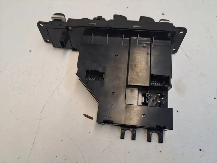 BMW X5 E53 (1999 - 2006) 6925695 Кнопка стеклоподъемников — фото 4