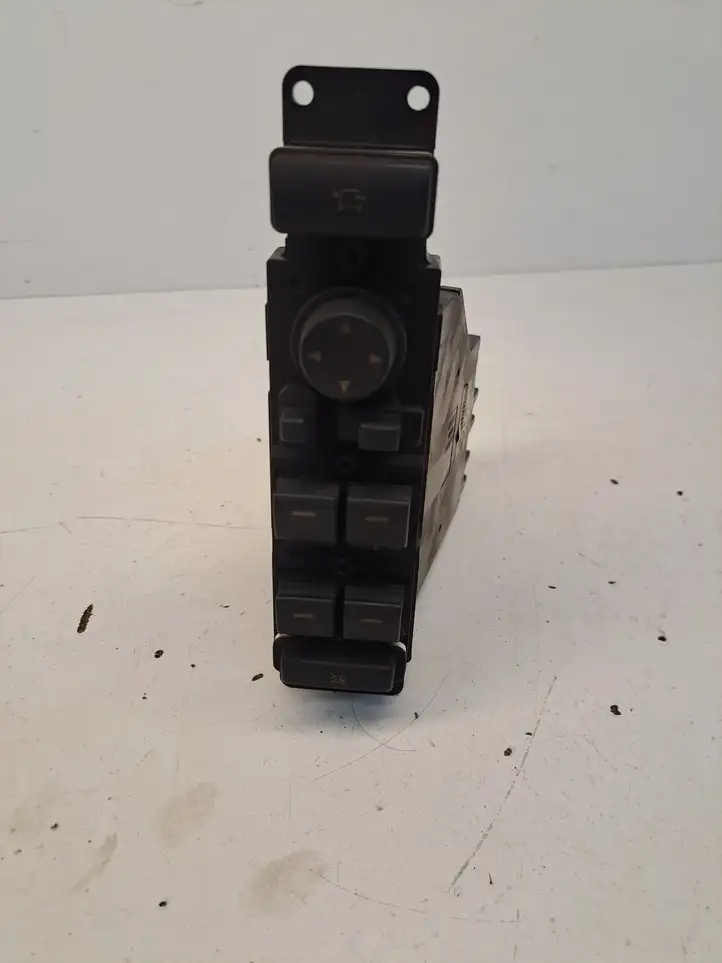 BMW X5 E53 (1999 - 2006) 6925695 Кнопка стеклоподъемников — фото 5