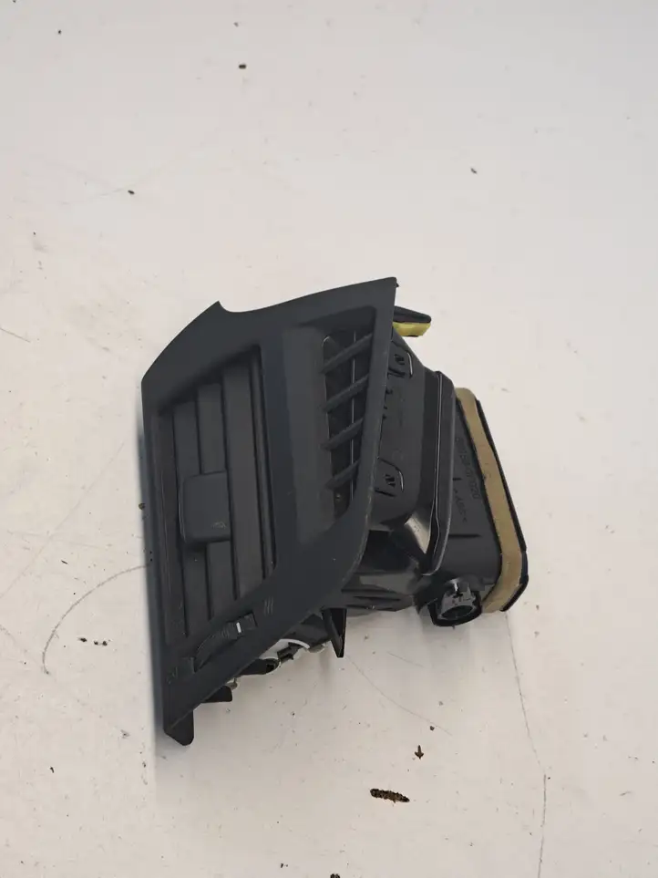 Toyota Verso (2009 - 2012) 556500F020 Боковой воздушный дефлектор — фото 4