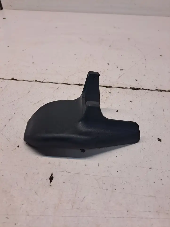 Toyota Avensis T270 (2009 - 2012) 7212805020 Отделка нижней направляющей раздвижной двери — фото 5