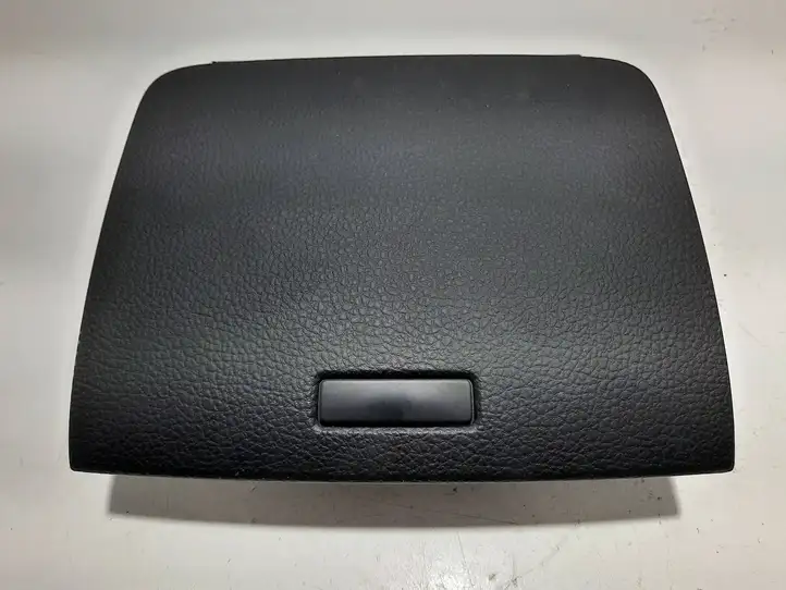 Volkswagen Touareg II (2010 - 2018) 7P6857922 Вещевой ящик — фото 1