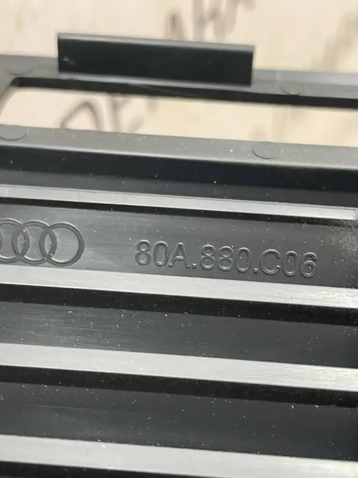 Audi Q5 SQ5 (2017 - ) 80A860C06 Обшивка стойки C — фото 1
