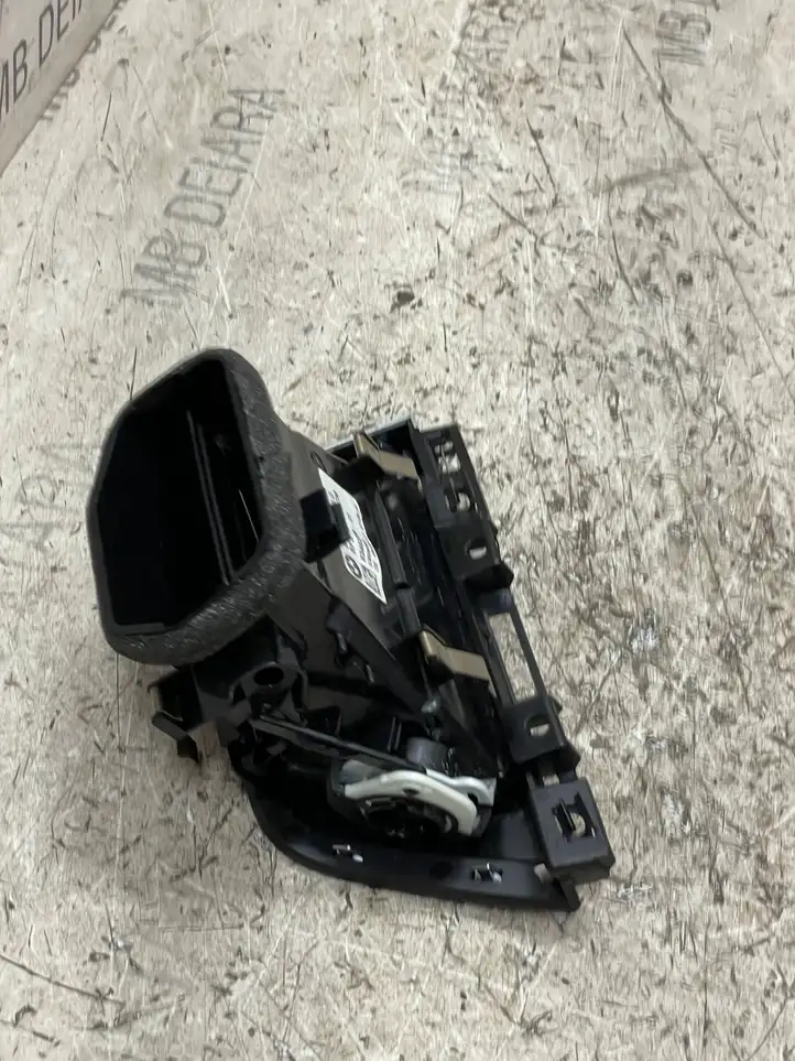 BMW M4 F82 F83 (2014 - 2020) 9346226 Боковой воздушный дефлектор — фото 3
