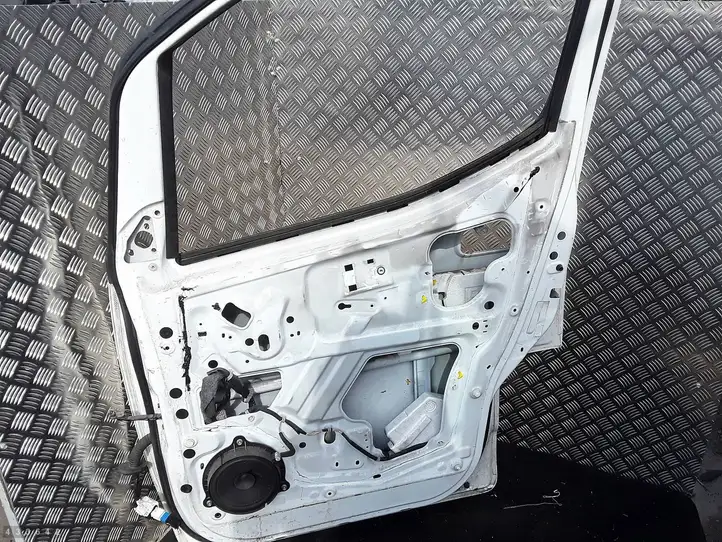 Nissan NV200 (2009 - ) Дверь — фото 3