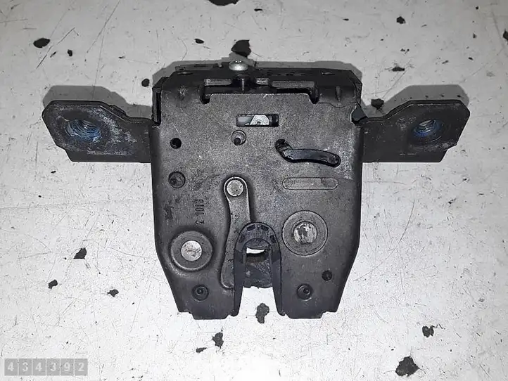 Opel Zafira B (2008 - 2014) 13587646 Замок крышки багажника — фото 5