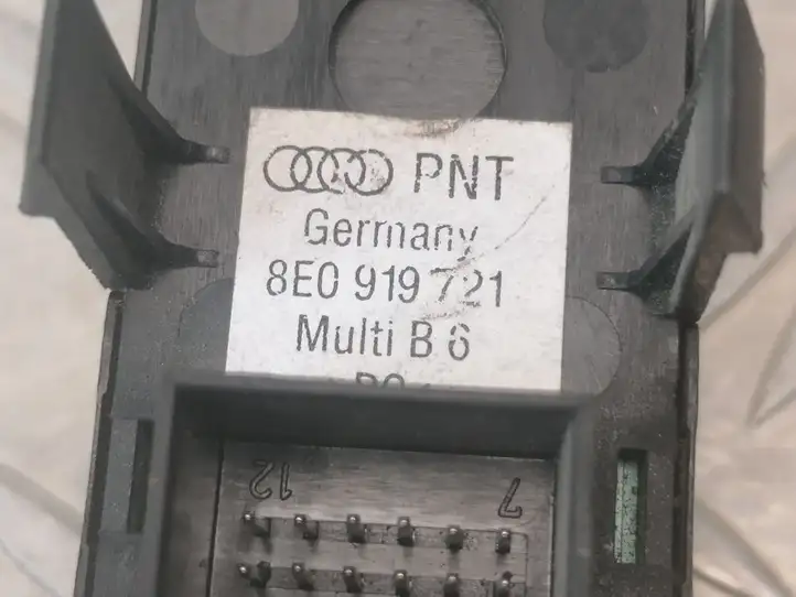 Audi A8 S8 D2 4D (1999 - 2002) 8E0919721 Мултифункционный включатель управления / ручка — фото 3