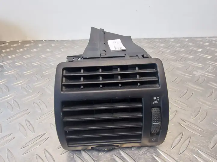 Volkswagen Sharan (2000 - 2003) 7M3819703D Боковой воздушный дефлектор — фото 1