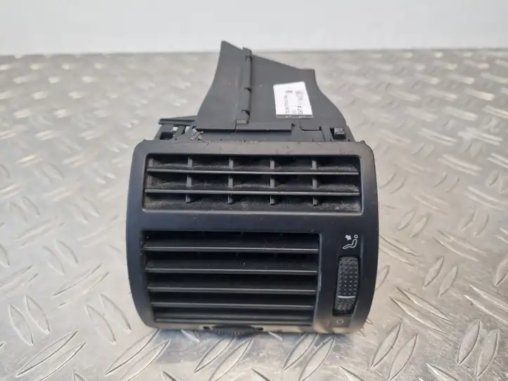 Volkswagen Sharan (2000 - 2003) 7M3819703B Боковой воздушный дефлектор — фото 1