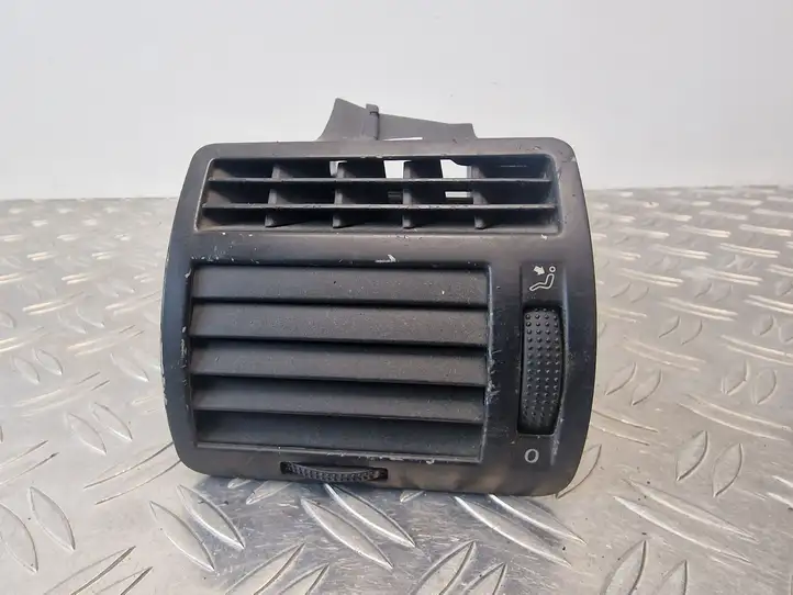 Volkswagen Sharan (2000 - 2003) 7M3819703C Боковой воздушный дефлектор — фото 1