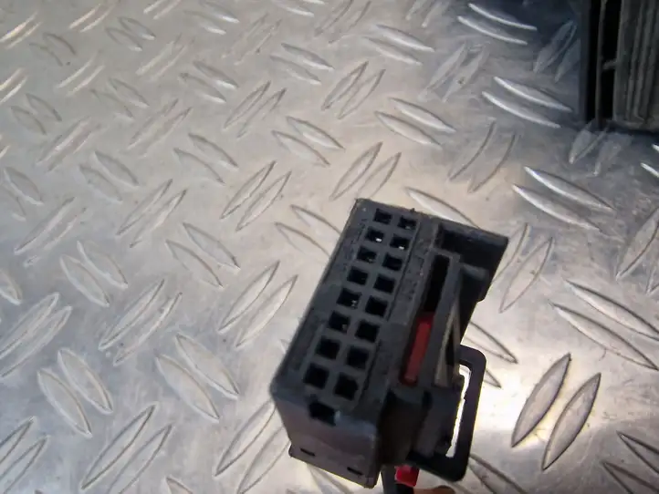 Audi Q7 4L (2005 - 2009) 4L2857409AH Боковое зеркало с электроприводом — фото 8