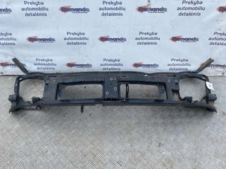 8200106571 Opel Vivaro Radiatorių panelė (televizorius)