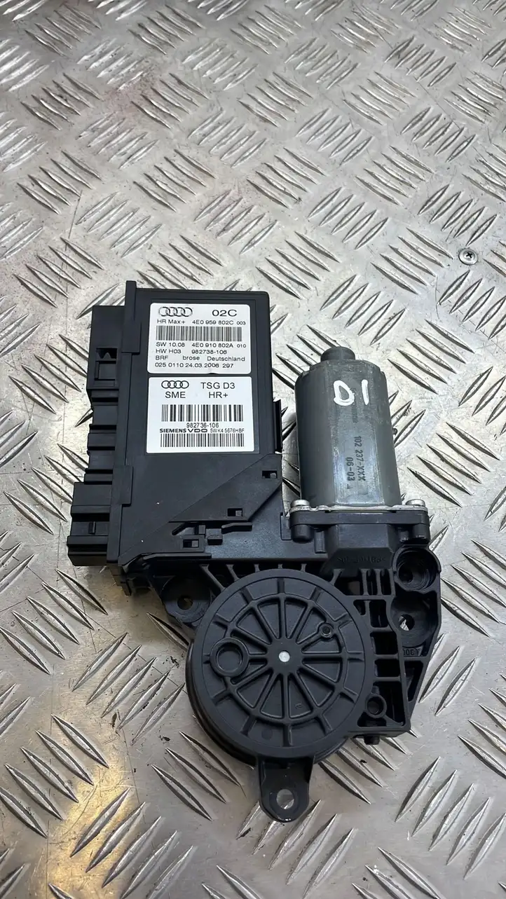 Audi A8 S8 D3 4E (2005 - 2007) 4E0910802A Стеклоподъемник задней двери — фото 1