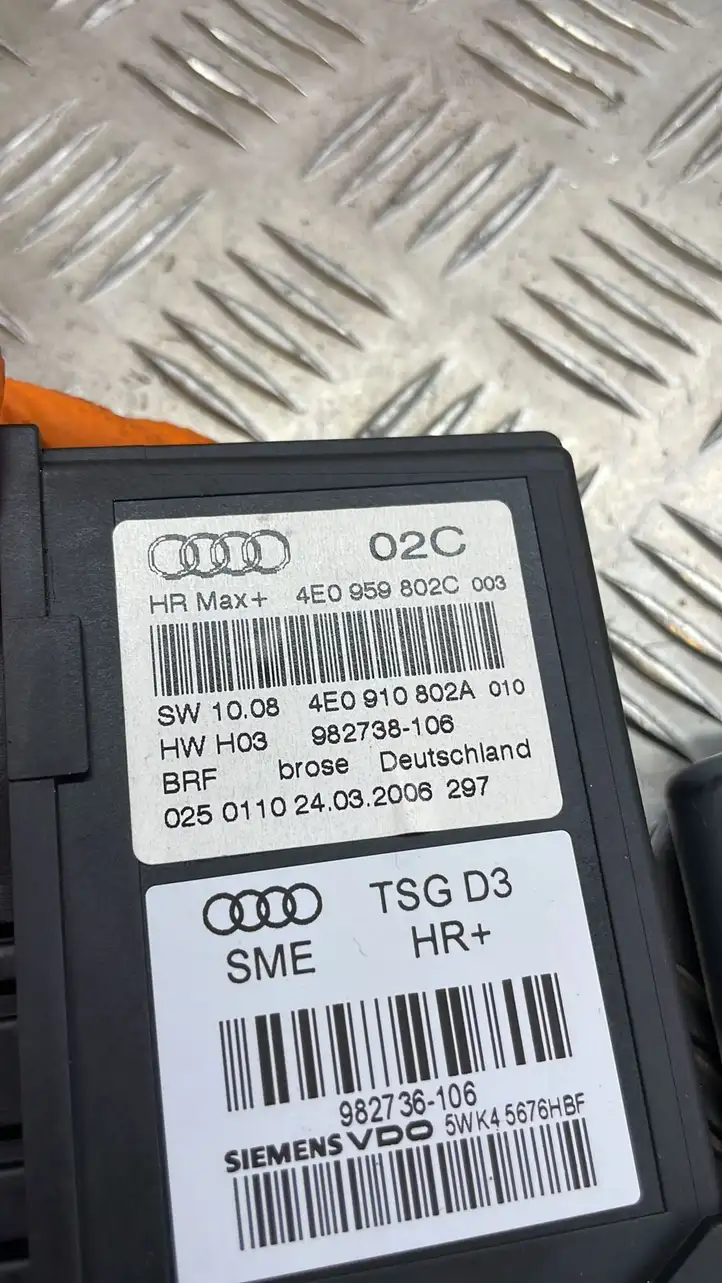 Audi A8 S8 D3 4E (2005 - 2007) 4E0910802A Стеклоподъемник задней двери — фото 2