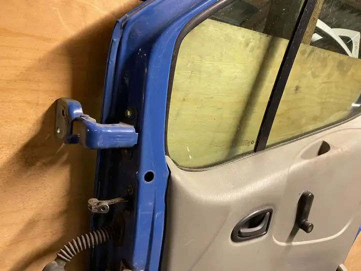 Renault Trafic II (X83) (2002 - 2014) Дверь — фото 2