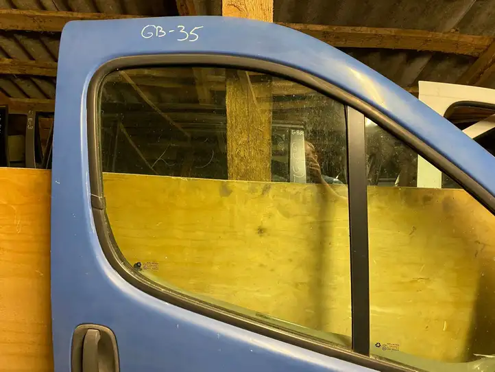 Renault Trafic II (X83) (2002 - 2014) Дверь — фото 14