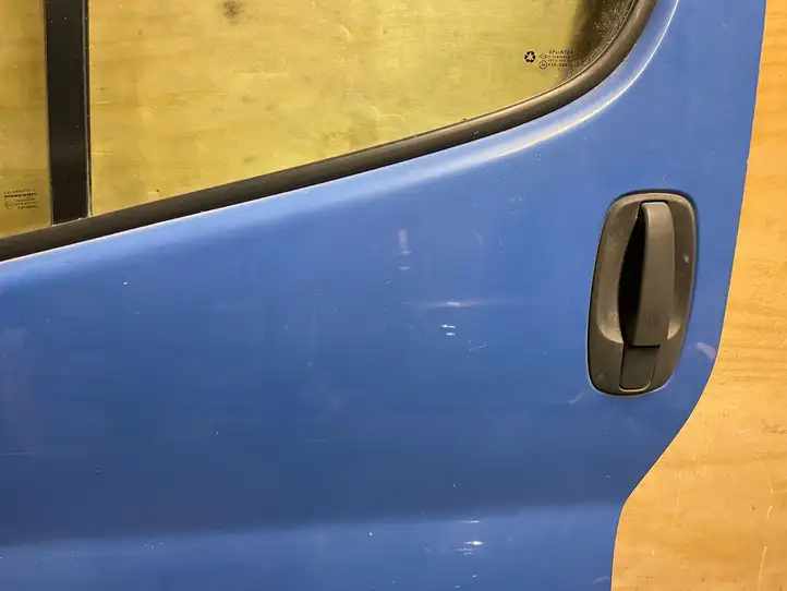 Renault Trafic II (X83) (2002 - 2014) Дверь — фото 8