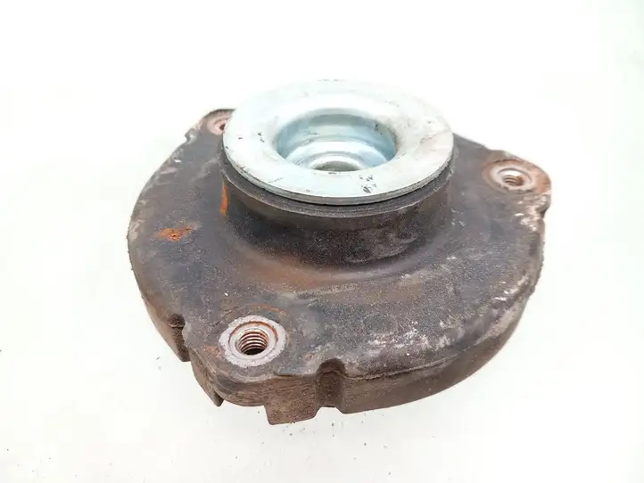 Seat Ibiza III (6L) (2002 - 2008) 6N0412331E Резиновая опора пружины — фото 1