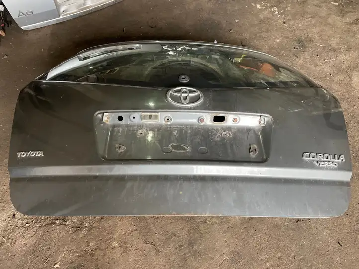 Toyota Corolla Verso AR10 (2004 - 2009) Крышка багажника — фото 1