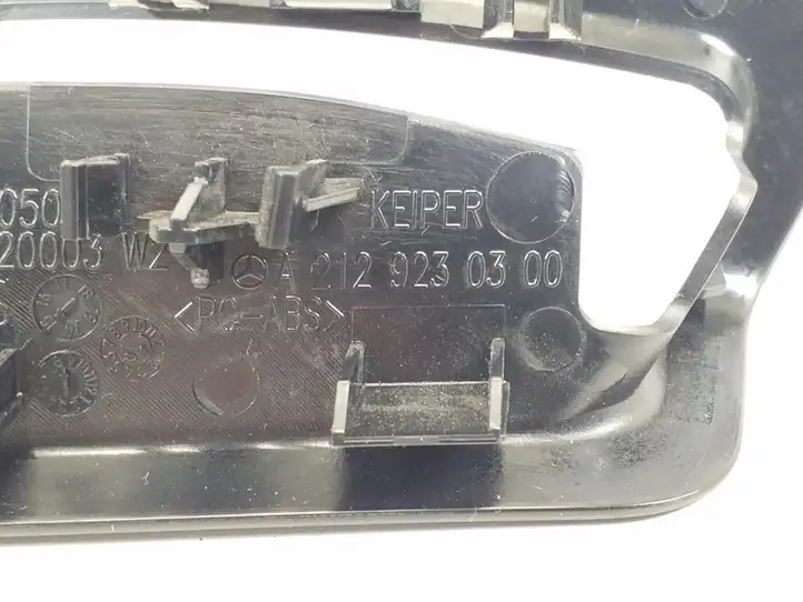 Mercedes-Benz E W212 (2009 - 2016) A2129230300 Обшивка сидений — фото 2