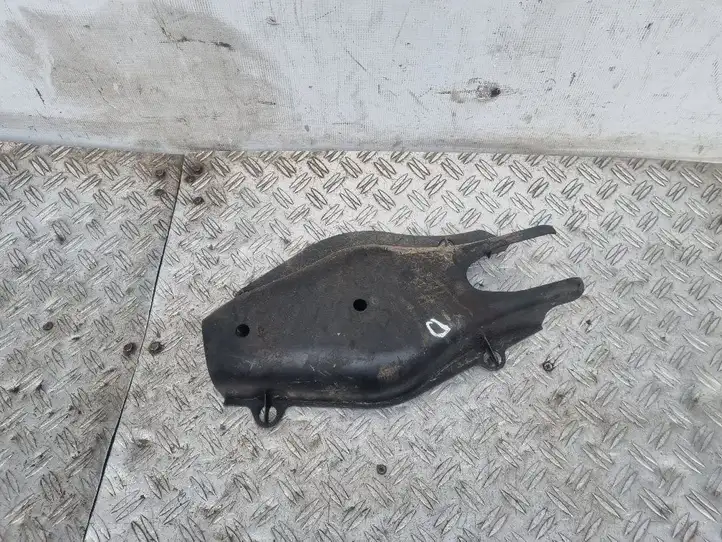 Mercedes-Benz C W204 (2007 - 2014)  A2043521688 Защита дна задней ходовой части