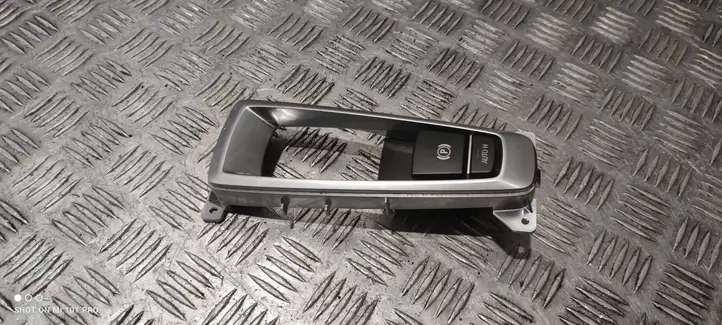 BMW X5 F15 (2013 - 2017) 3214611204 Кнопка ручного тормоза — фото 1