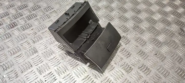 Mercedes-Benz ML W164 (2005 - 2011) A1646800010 Вещевой ящик — фото 1