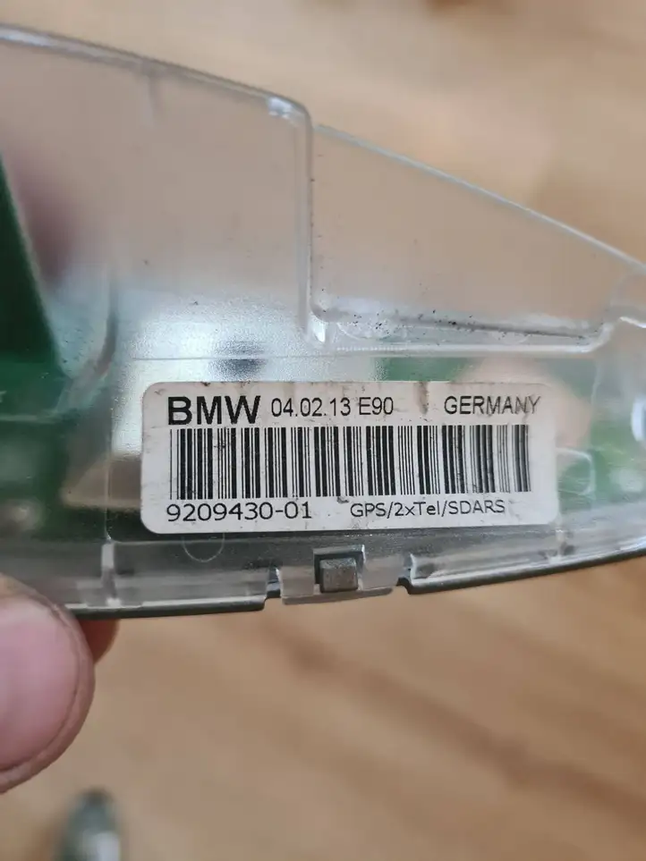 BMW 3 E90 E91 (2005 - 2012) 9209430 GPS антенна — фото 3