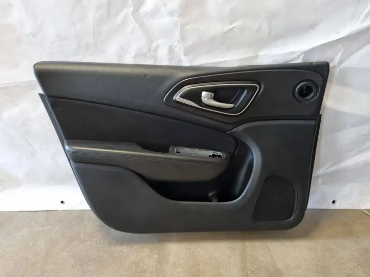 Chrysler 200 (2015 - ) 5MC31DX9AB Обшивка передней двери — фото 1