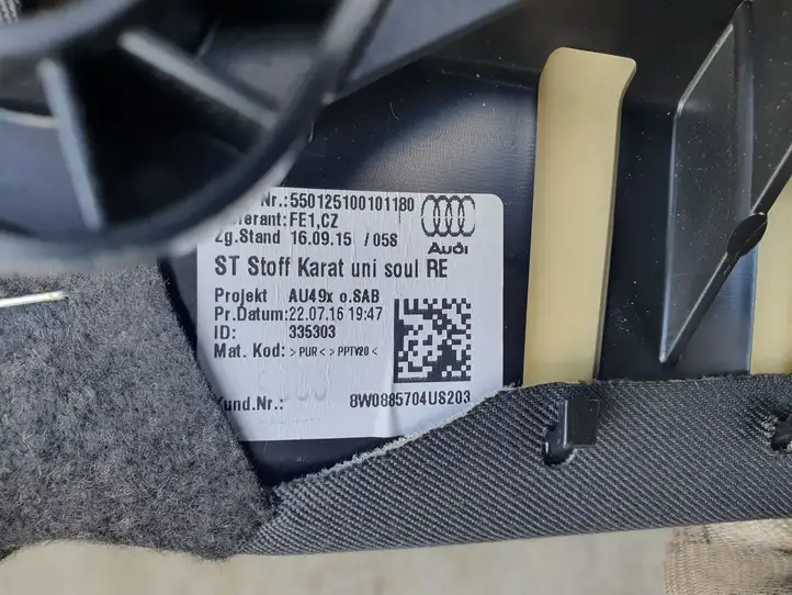 Audi A4 S4 B9 (2015 - 2019) 8W0885704 Обшивка сидений — фото 2