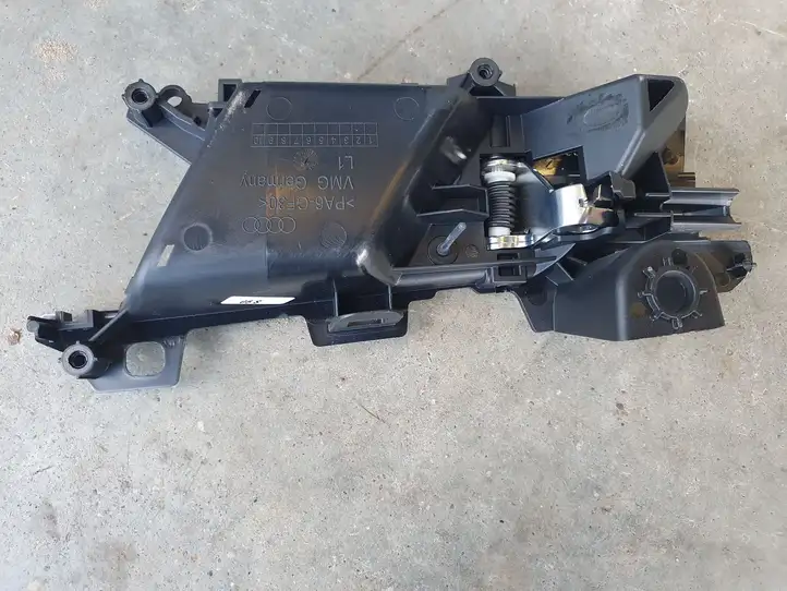Audi A4 S4 B9 (2015 - 2019) 8W0839019 Внутренняя ручка задней двери — фото 2